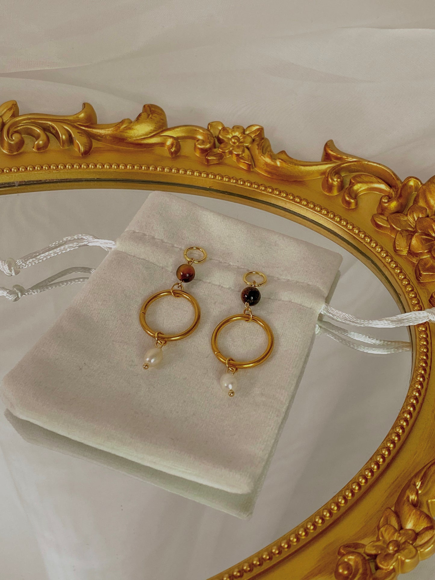 Instinct earrings